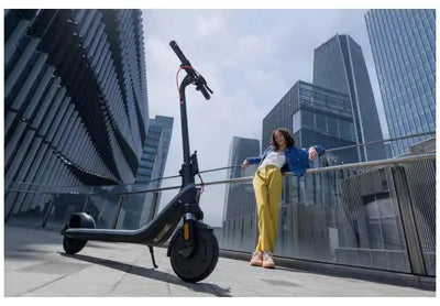 Segway E2PLUSII Trottinette Électrique 500 W 25 km/h Noir